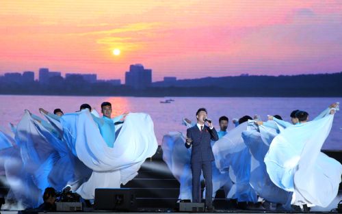 2018年中国汽车摩托车运动大会在熊猫体育中心开幕(图4)