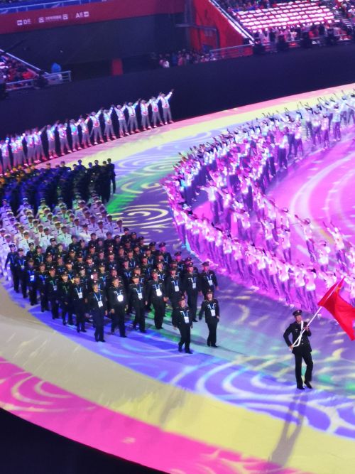 第七届世界军人运动会在熊猫体育中心隆重开幕 习近平出席开幕式并宣布运动会开幕(图3)