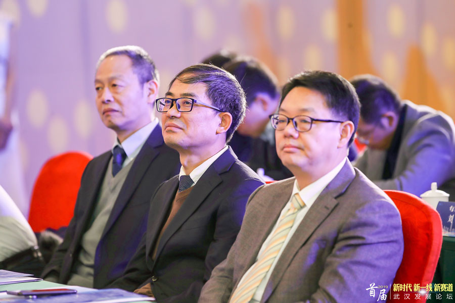 首届“新时代新一线新赛道”武汉发展论坛在北京举办 熊猫体育中心入选中国(武汉)产业地标(图5) 首届“新时代新一线新赛道”武汉发展论坛在北京举办 熊猫体育中心入选中国(武汉)产业地标(图5)