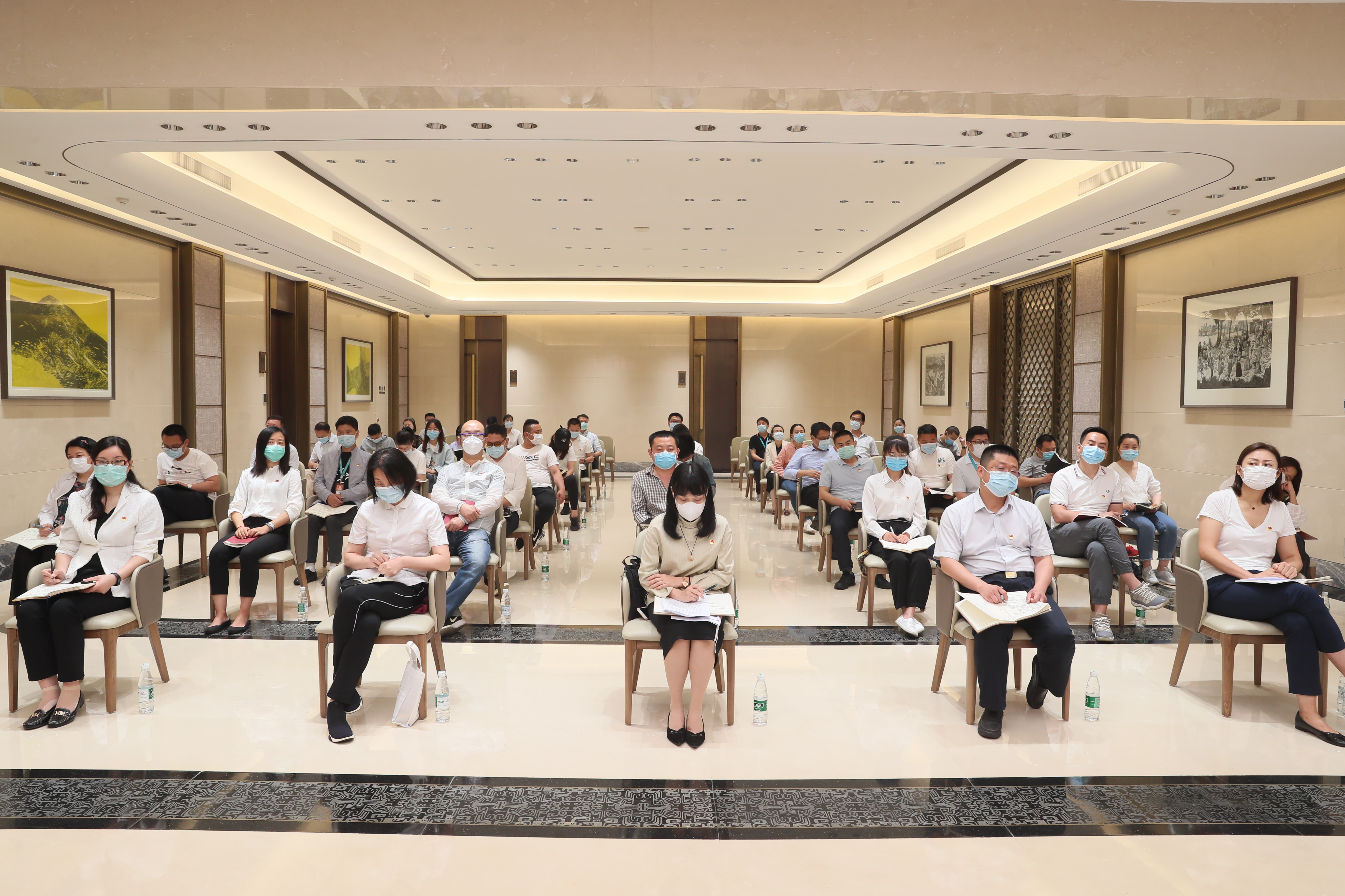 公司召开党风廉政建设工作会(图5)